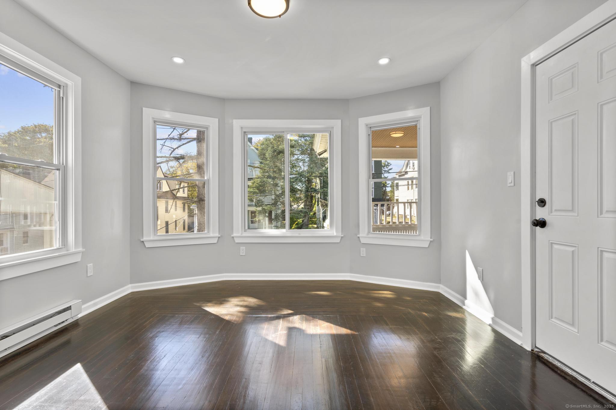 Residential Lease in Waterbury 3