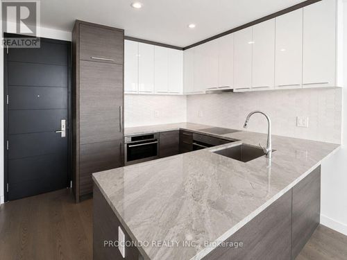 3812-488 University Avenue, Toronto (Waterfront Communities), ON, M5G0C1 | Card Image