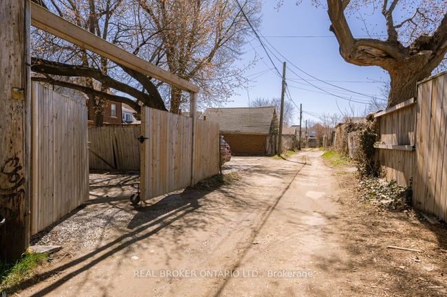 137 Avondale St, House other with 4 bedrooms, 1 bathrooms and 3 parking in Hamilton ON | Image 20