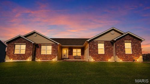 1101 Olde Lantern Ln, Belleville, IL, 62223-3263 | Card Image
