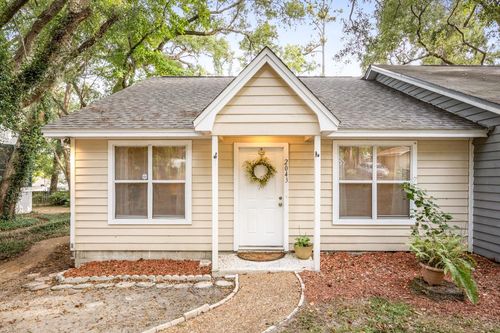 2043 Canewood Ct, Tallahassee, FL, 32303-2557 | Card Image