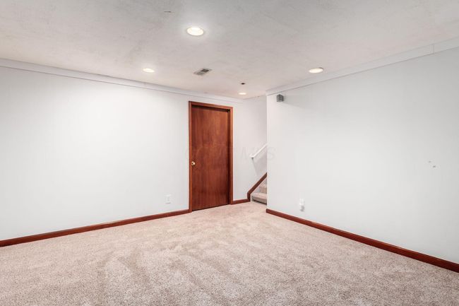 6449 Herb Garden Ct, House other with 5 bedrooms, 4 bathrooms and null parking in New Albany OH | Image 43