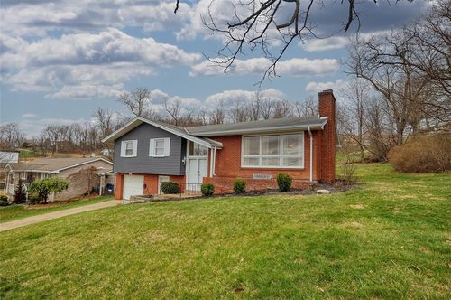 205 Fern St, Canonsburg, PA, 15317-3811 | Card Image