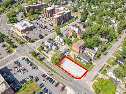 95 Union St, Pittsfield, MA, 01201-4527 | Card Image