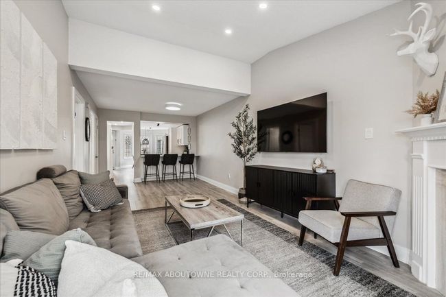 123 - 2110 Cleaver Ave, Condo with 2 bedrooms, 1 bathrooms and null parking in Burlington ON | Image 20