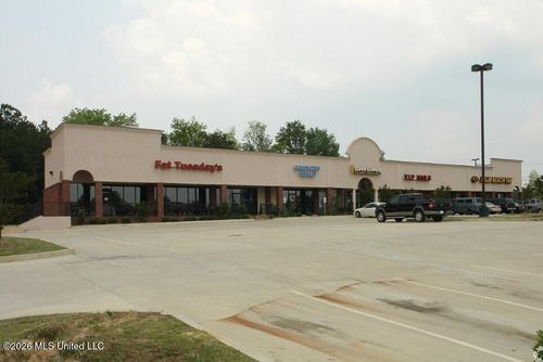 6923 Old Canton Road, Ridgeland, MS, 39157 | Card Image
