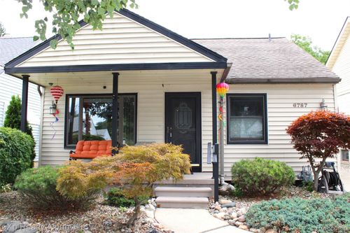 6787 Robinson Avenue, Allen Park, MI, 48101 | Card Image