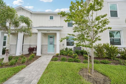 8229 Seaflower Parkway, BRADENTON, FL, 34210 | Card Image