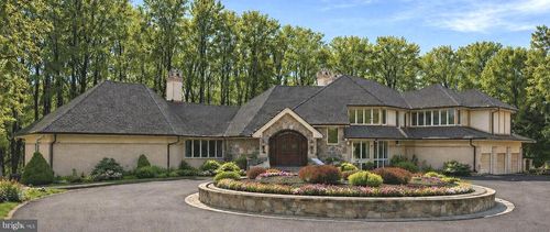 11940 River Rd, POTOMAC, MD, 20854-1244 | Card Image