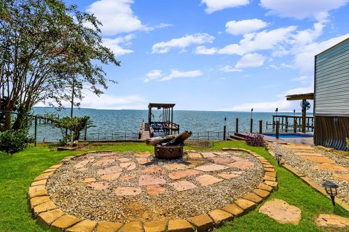 187 Panther, Onalaska, TX, 77360-6018 | Card Image