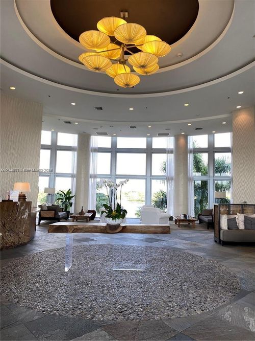 2101s-2681 N Flamingo Rd, Sunrise, FL, 33323-1750 | Card Image