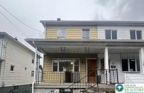 162 Coal St, Nesquehoning, PA, 18240-1203 | Card Image