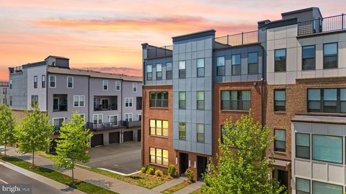 151-13621 Dulles Technology Dr, HERNDON, VA, 20171-6456 | Card Image