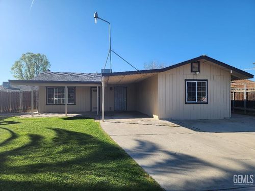 816 Rosa Ct, Delano, CA, 93215-4113 | Card Image
