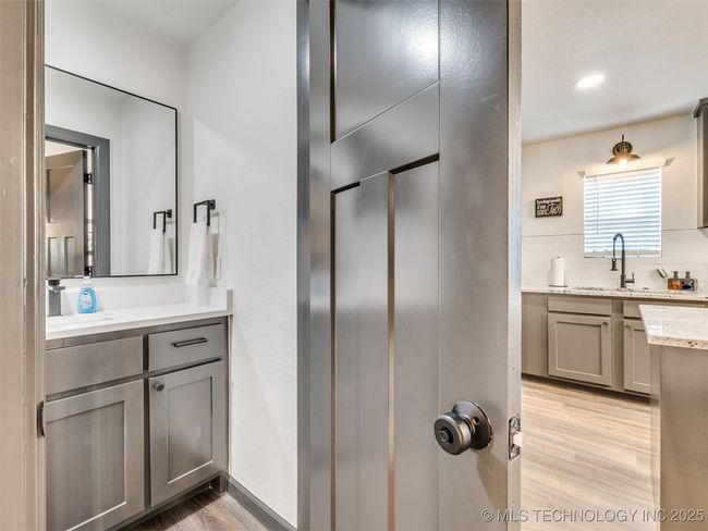 11 Port Duncan Blvd, House other with 3 bedrooms, 3 bathrooms and null parking in Afton OK | Image 32