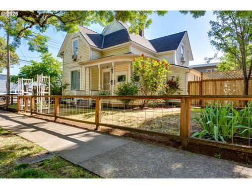 655 Monroe St, Eugene, OR, 97402-5133 | Card Image
