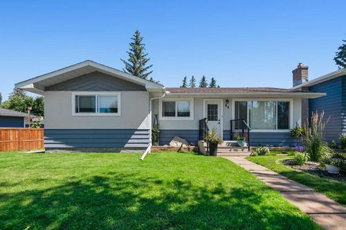 94 Haysboro Cres Sw, Calgary, AB, T2V3G2 | Card Image