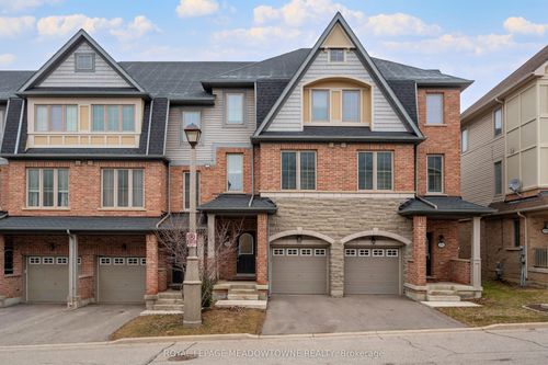 113 Cedar Lake Crescent, Brampton, ON, L6Y0R1 | Card Image