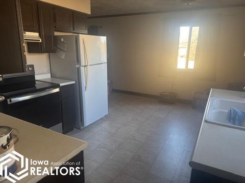 103 Maple St, Burt, IA, 50522-7734 | Card Image