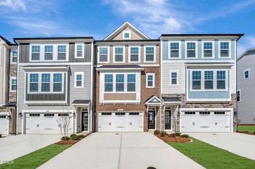 165-10019 Secluded Garden Dr, Apex, NC, 27523-8416 | Card Image