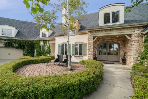 6712 Big Sky Trl, Cheyenne, WY, 82009-2240 | Card Image