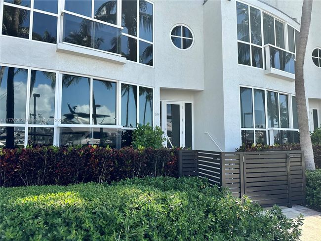 STE-4M - 400 Alton Rd, Condo with 1 bedrooms, 2 bathrooms and null parking in Miami Beach FL | Image 43
