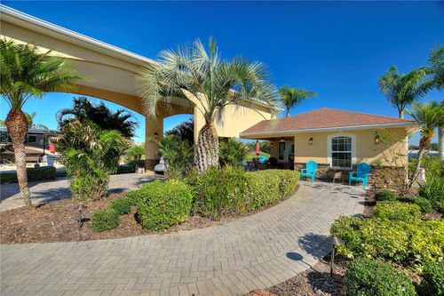 535 Narrow Pond Rd, POLK CITY, FL, 33868-5109 | Card Image