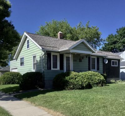 5320 65th Street, House other with 2 bedrooms, 1 bathrooms and null parking in KENOSHA WI | Image 3