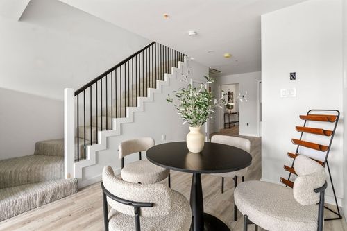 10u-602 Canterbury, Boston, MA, 02131 | Card Image