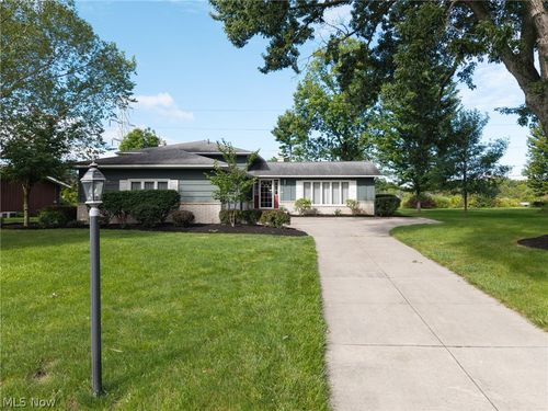 5058 Millwood Dr, Broadview Heights, OH, 44147-2236 | Card Image