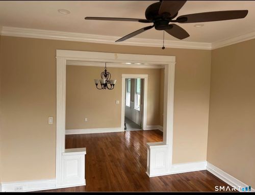 2-220 Alpine St, Bridgeport, CT, 06610-1728 | Card Image