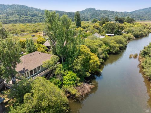 11160 Sir Francis Drake Blvd, Point Reyes Station, CA, 94956 | Card Image