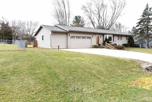 3717 Token Road, Burke, WI, 53532 | Card Image