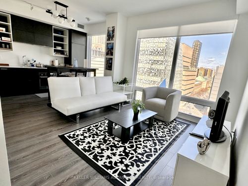 802-20 Edward St, Toronto, ON, M5G0C5 | Card Image