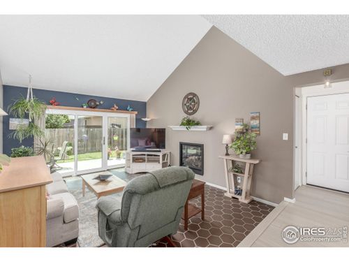 2707 W Stuart St, Fort Collins, CO, 80526-1134 | Card Image