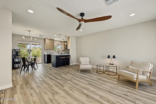 613 N 63rd Pl, Mesa, AZ, 85205-6745 | Card Image