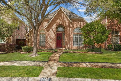 8609 Old Oak Dr, Irving, TX, 75063-7205 | Card Image
