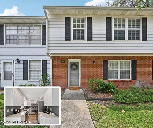 102 Kettering Way, Orange Park, FL, 32073-5819 | Card Image