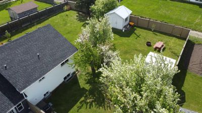 4420 52 Ave, House detached with 6 bedrooms, 2 bathrooms and 4 parking in Valleyview AB | Image 2