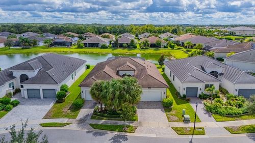 4906 Pamplona Ct, WIMAUMA, FL, 33598-4271 | Card Image