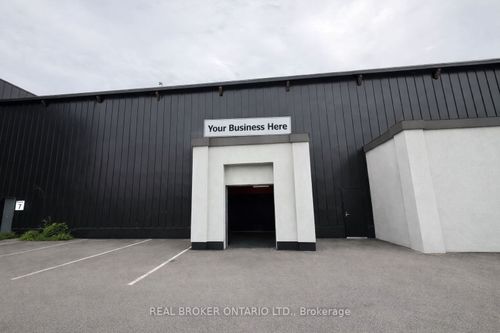 c7-4256 Carroll Ave, Niagara Falls, ON, L2E7J2 | Card Image