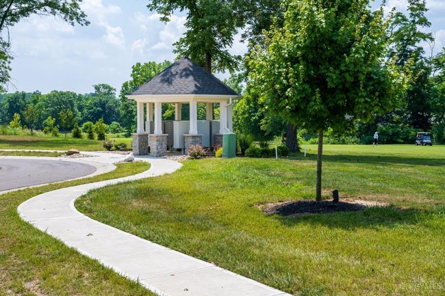 453 Bethpage Way, Condo with 2 bedrooms, 2 bathrooms and null parking in Turtle Creek Twp OH | Image 4