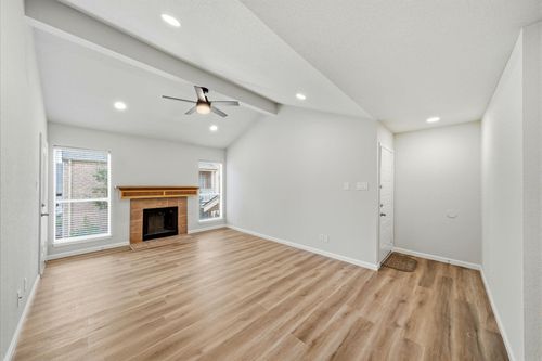 apt-362-10211 Sugar Branch Dr, Houston, TX, 77036-8310 | Card Image