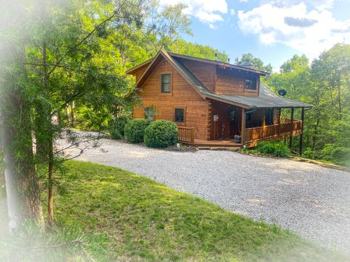 11833 Woodland Ridge Rd, Rockbridge, OH, 43149-8500 | Card Image