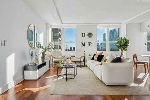 apt-4105-88 Morgan St, Jersey City, NJ, 07302-1489 | Card Image