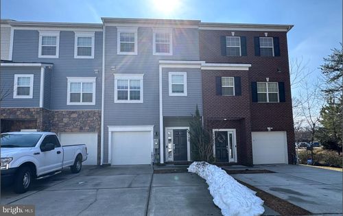 7735 Lexington Ct, GLEN BURNIE, MD, 21061-7505 | Card Image