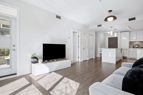 121-9500 Tomicki Ave, Richmond, BC, V6X0R9 | Card Image