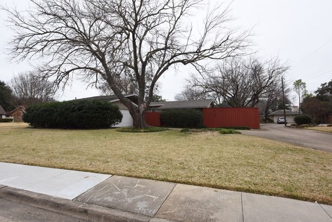 13021 Mitchwin Rd, House other with 3 bedrooms, 2 bathrooms and null parking in Farmers Branch TX | Image 22