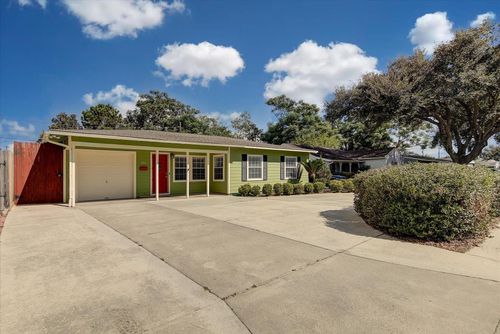 116 Tarpon Ave, Galveston, TX, 77550-3132 | Card Image
