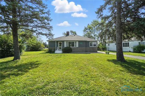 17586 Bridge St, Grand Rapids, OH, 43522-9737 | Card Image